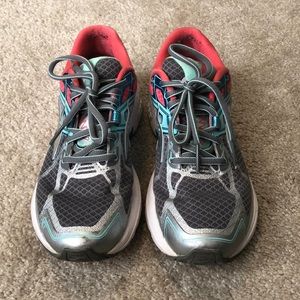 Brooks Ravenna running shoes